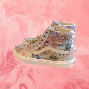(New) Vans Sk8-Hi
(Tapestry) Multi/Snow white limited edition shoes